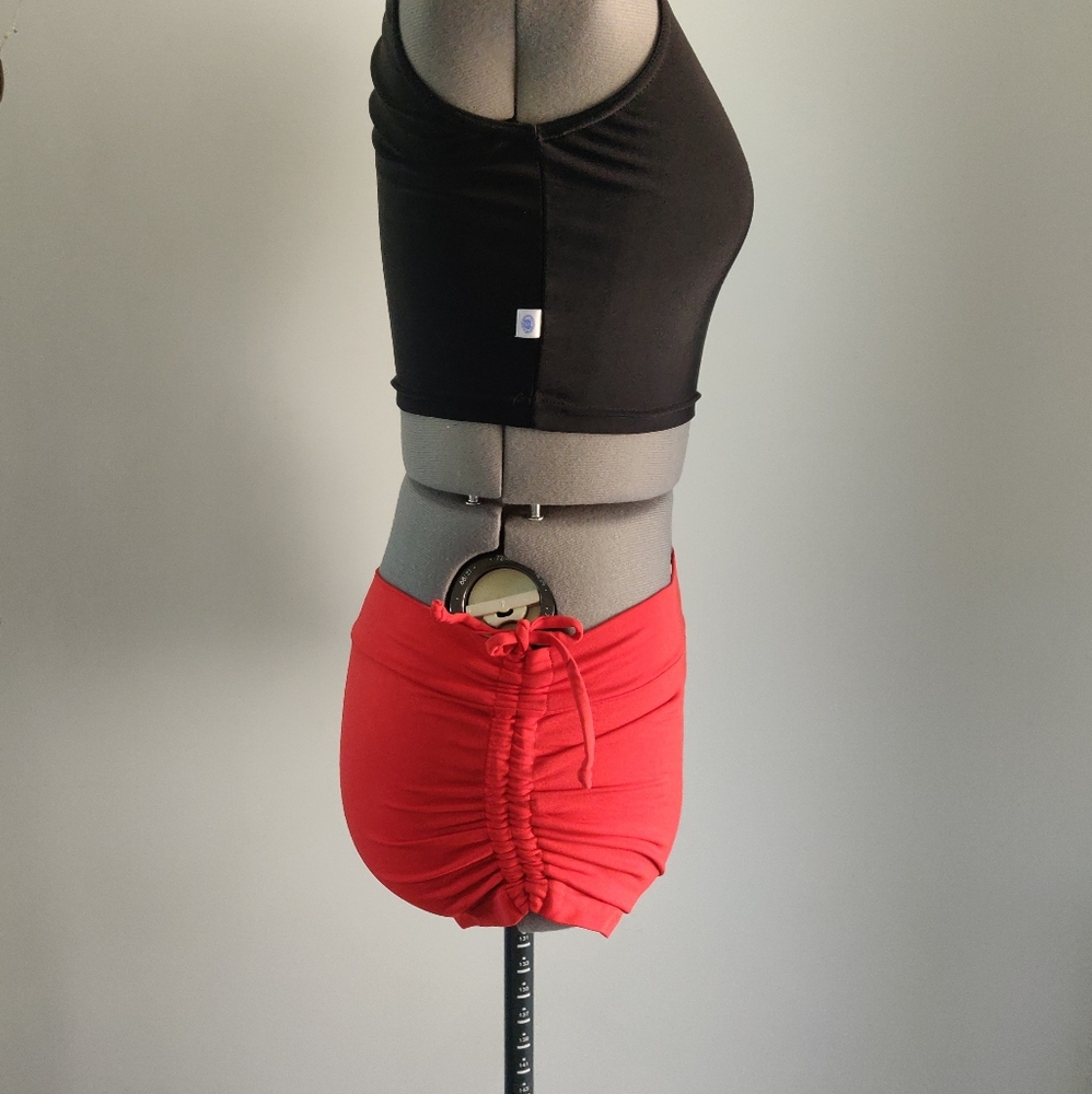 Short with adjustable side strings - Picture 8 of 15